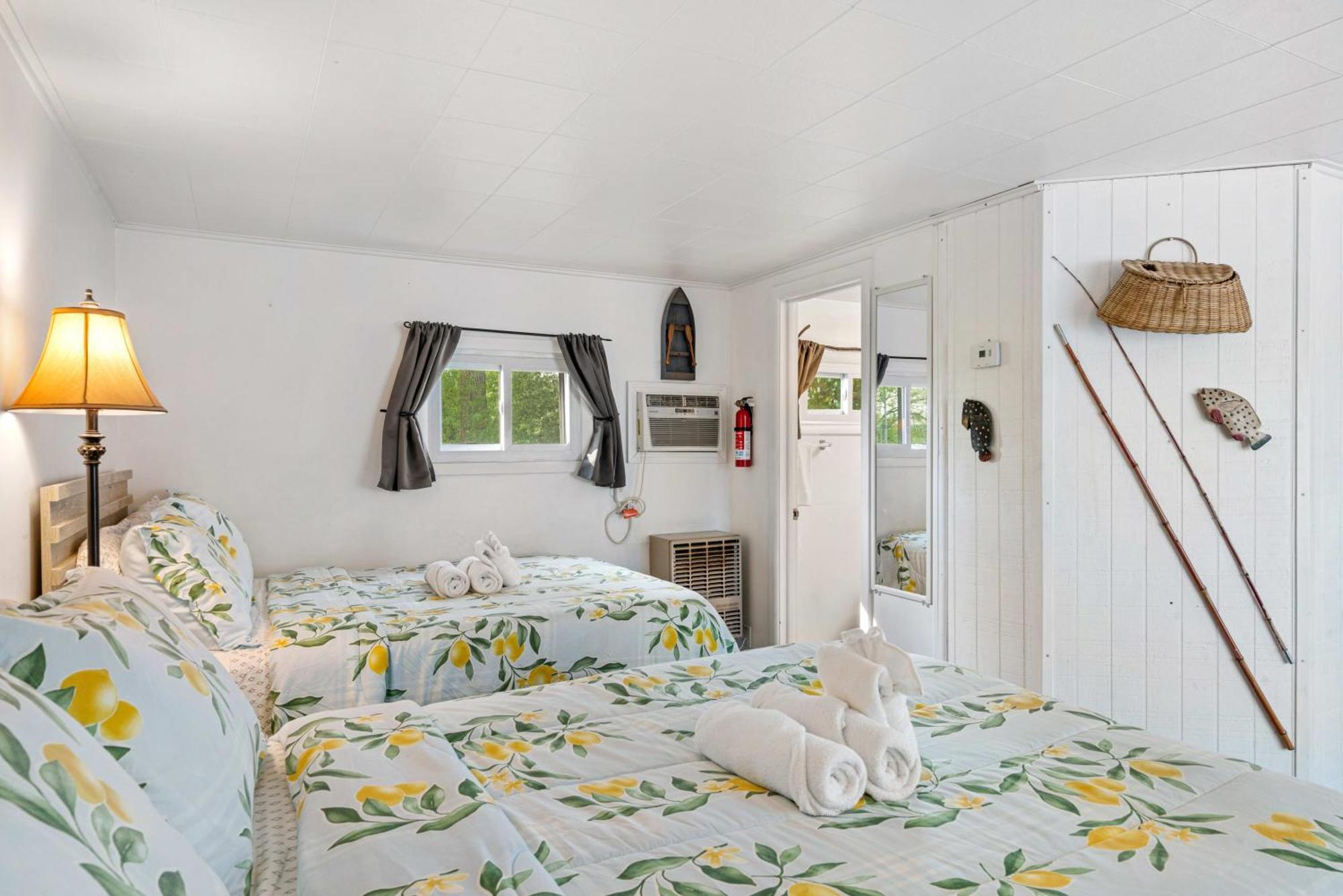 South Arm Retreats Μοτέλ East Jordan Εξωτερικό φωτογραφία