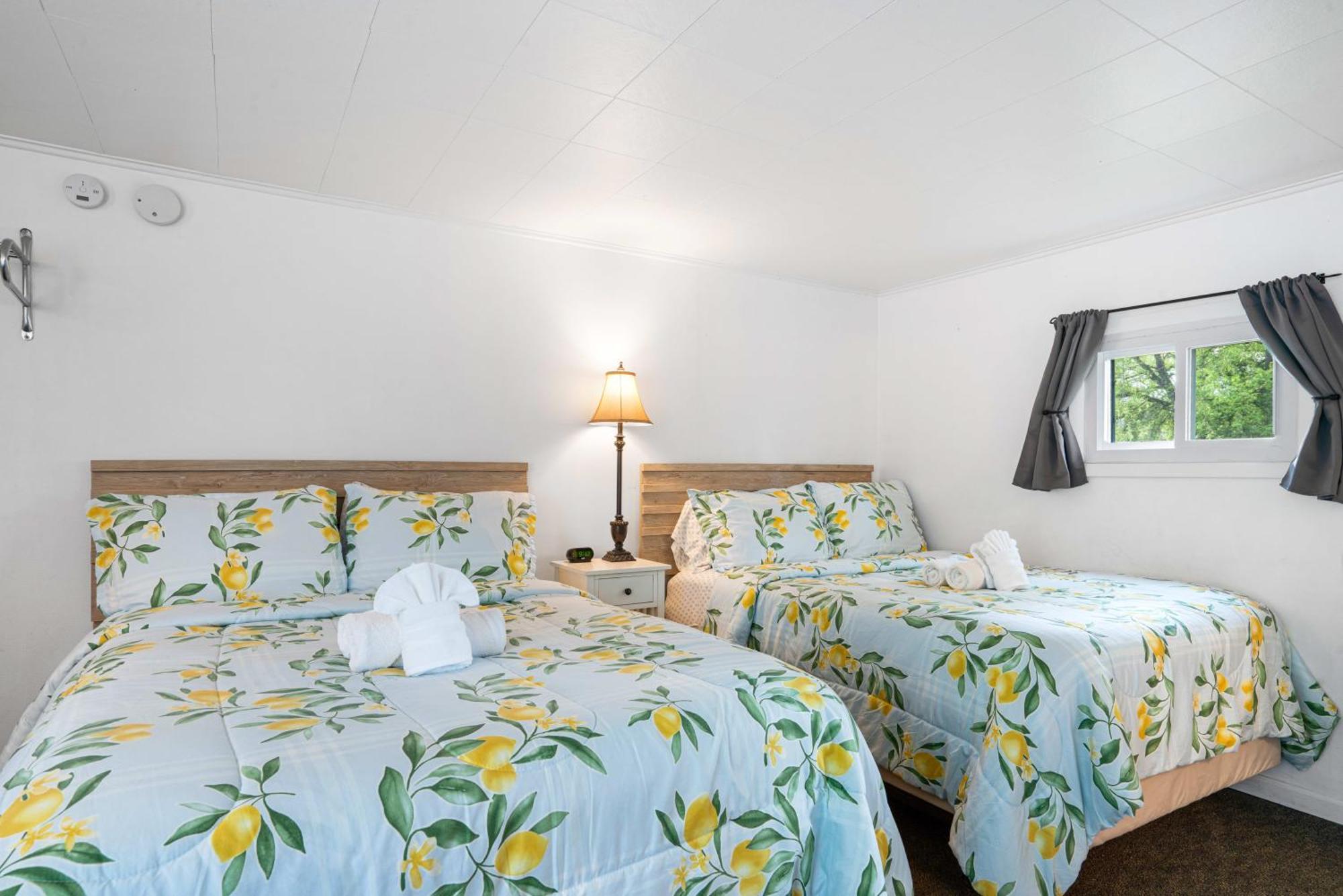 South Arm Retreats Μοτέλ East Jordan Εξωτερικό φωτογραφία
